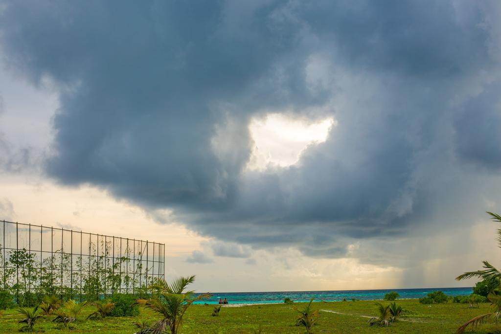 Maldives Seashine Ξενοδοχείο Huraa Εξωτερικό φωτογραφία